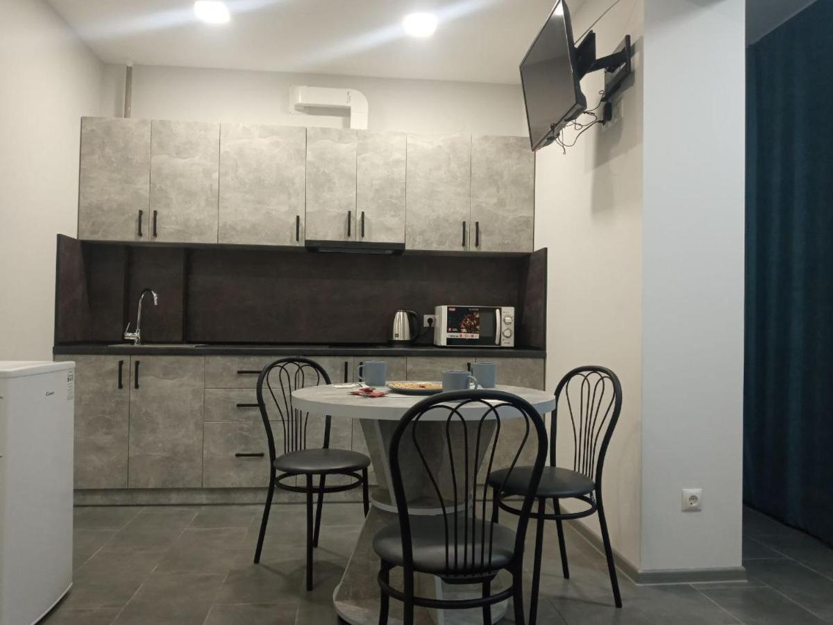 Apartment Edelweiss Uzhhorod Exterior foto
