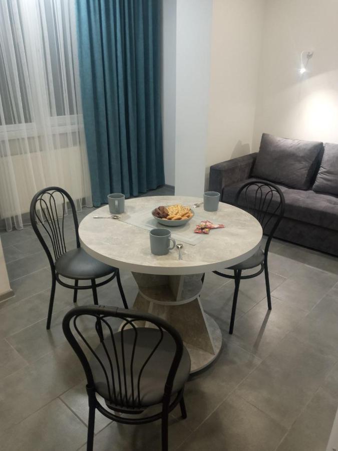 Apartment Edelweiss Uzhhorod Exterior foto
